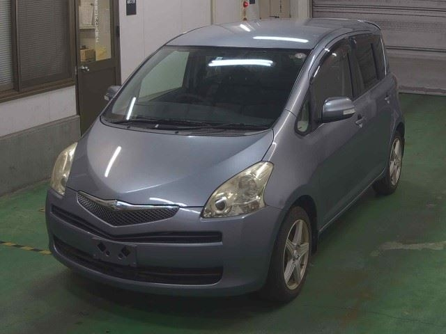 TOYOTA RACTIS 2010