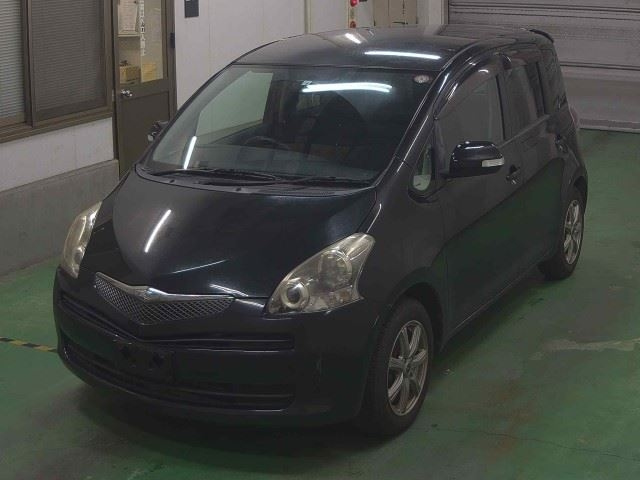 TOYOTA RACTIS 2010
