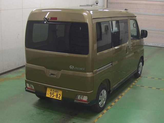 DAIHATSU ATRAI VAN 2025