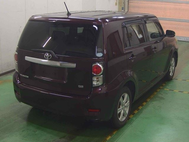 TOYOTA COROLLA RUMION 2011