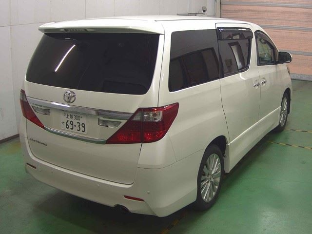 TOYOTA ALPHARD 2012