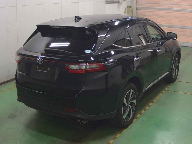 TOYOTA HARRIER 2018