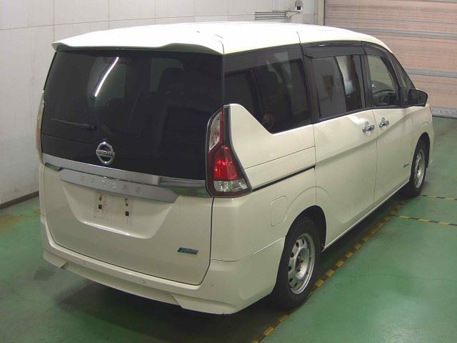 NISSAN SERENA 2018