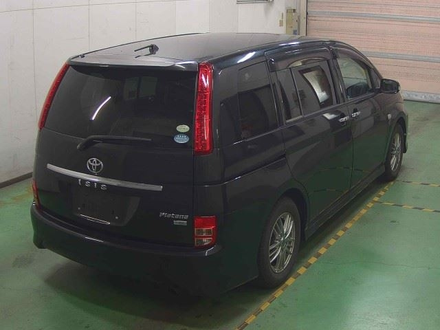 TOYOTA ISIS 2010