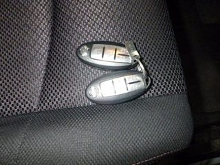 NISSAN SERENA 2012