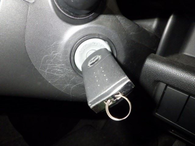 MAZDA DEMIO 2010