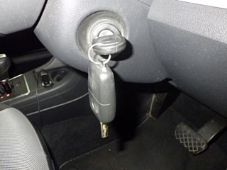 VOLKSWAGEN UP 2013