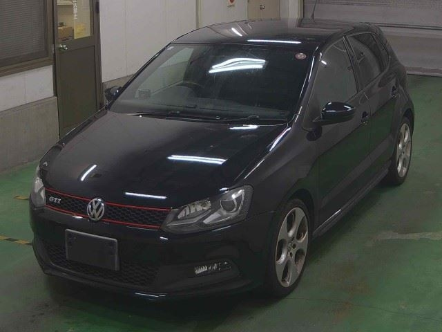 VOLKSWAGEN POLO 2012
