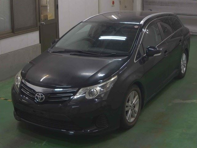 TOYOTA AVENSIS WAGON 2012