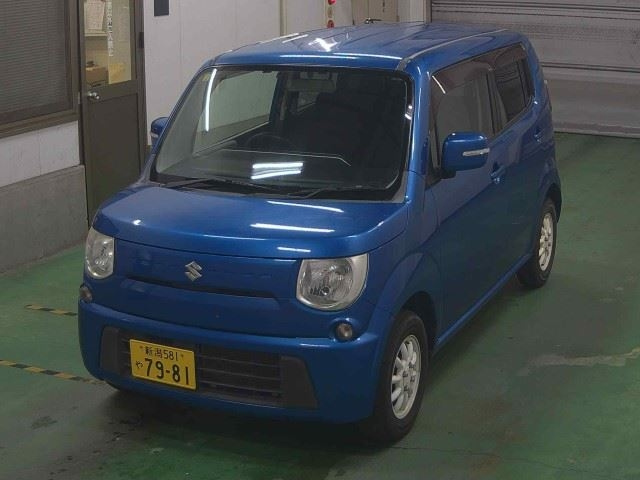 SUZUKI MRWAGON 2011