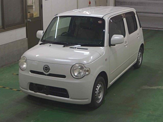 DAIHATSU MIRA 2010