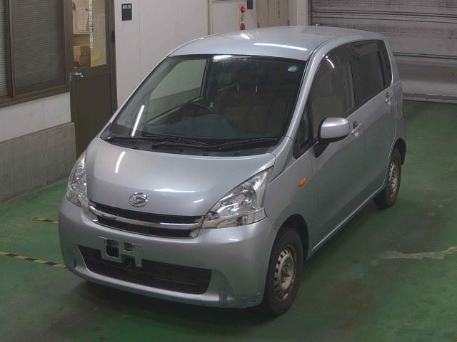 DAIHATSU MOVE 2012
