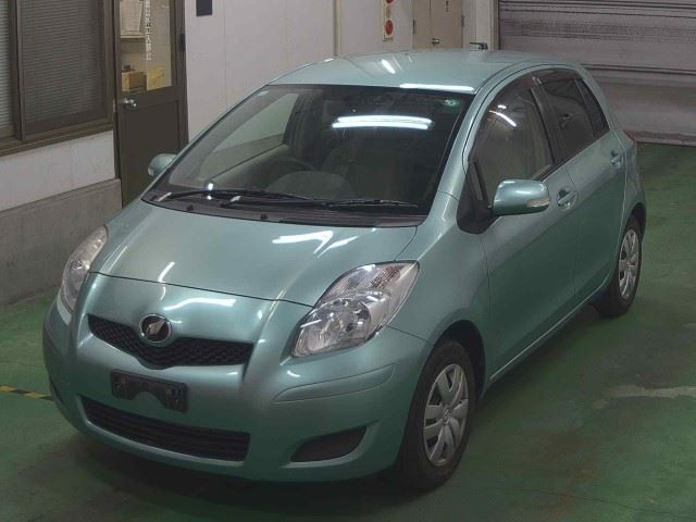TOYOTA VITZ 2009