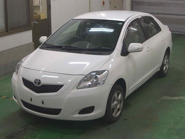 TOYOTA BELTA 2009