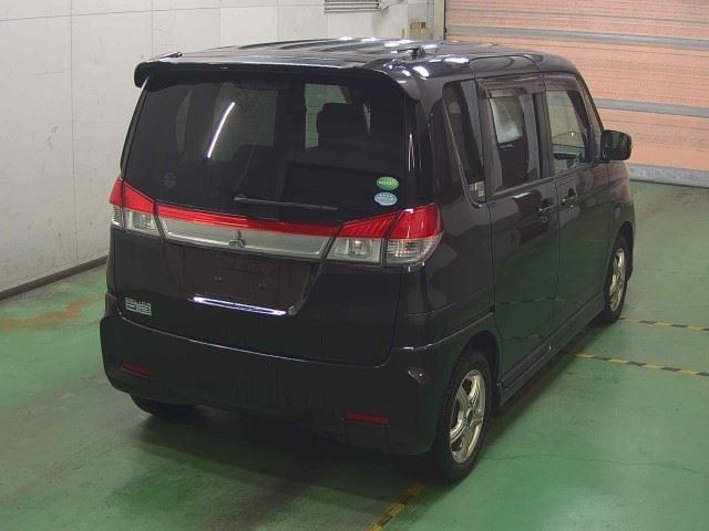 MITSUBISHI DELICA D2 2015