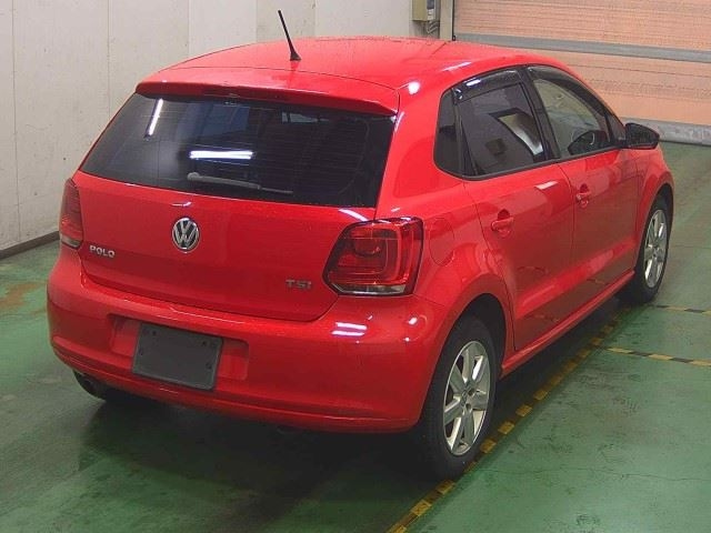 VOLKSWAGEN POLO 2010