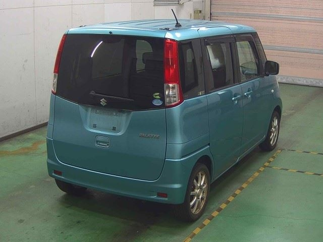 SUZUKI PALETTE 2010