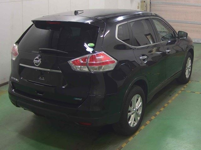 NISSAN X-TRAIL 2015