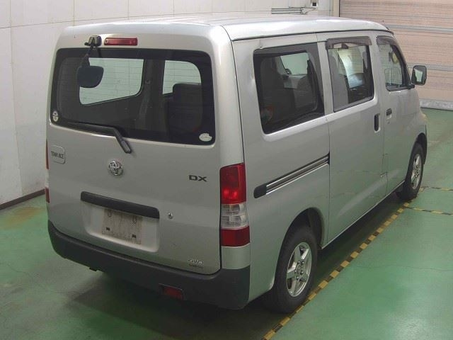 TOYOTA TOWN ACE VAN 2011