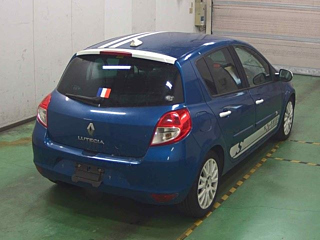 RENAULT LUTECIA 2011
