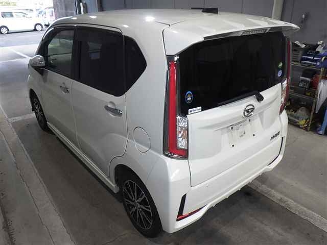 DAIHATSU MOVE 2016