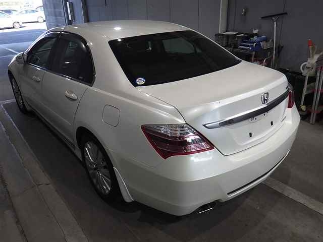 HONDA LEGEND 2010