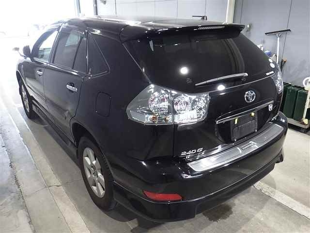 TOYOTA HARRIER 2011
