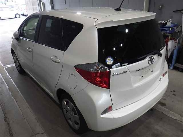 TOYOTA RACTIS 2012