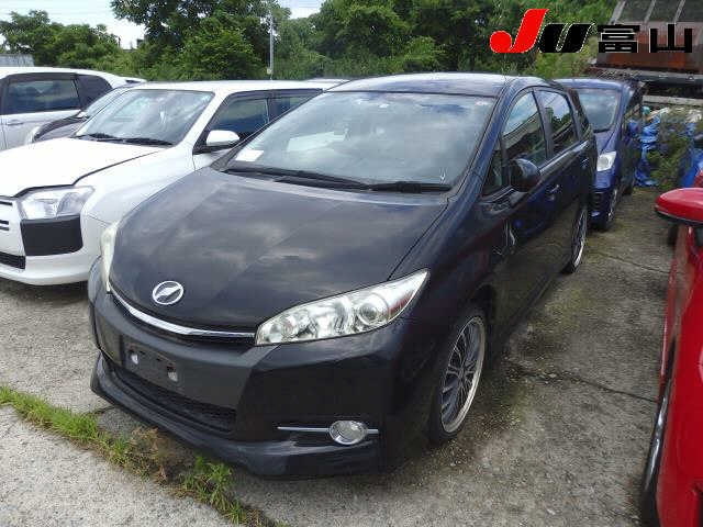 TOYOTA WISH 2014