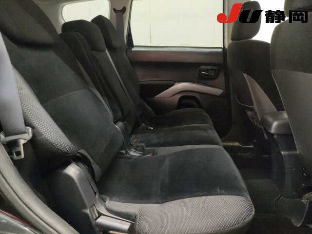 MITSUBISHI OUTLANDER 2010