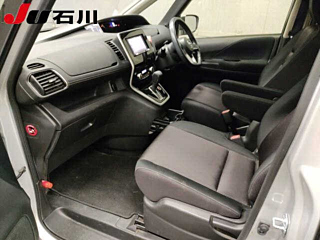 NISSAN SERENA 2016