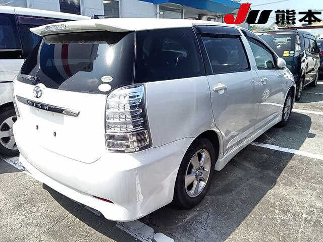 TOYOTA WISH 2008