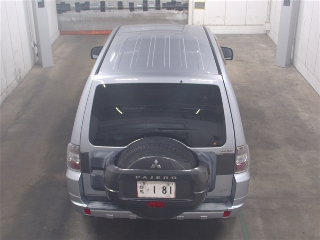MITSUBISHI PAJERO 2012