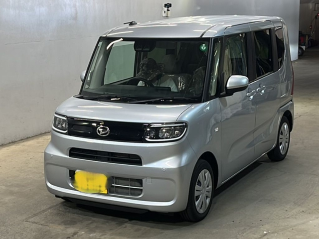 DAIHATSU TANTO 2024