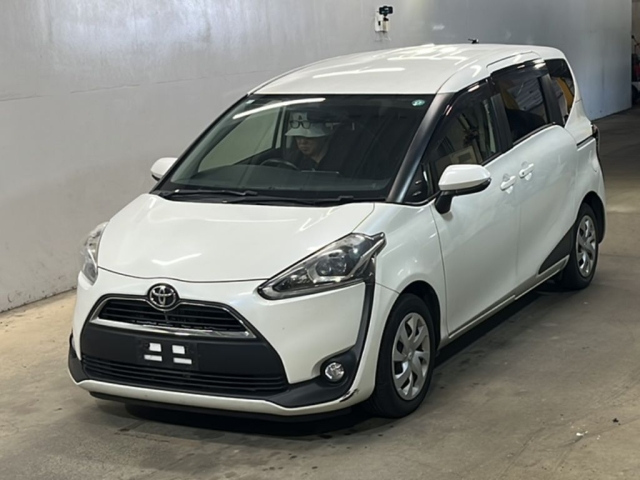 TOYOTA SIENTA 2016