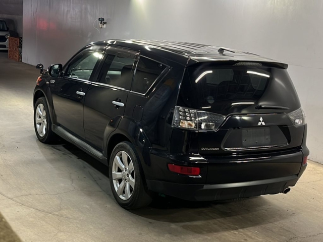 MITSUBISHI OUTLANDER 2009