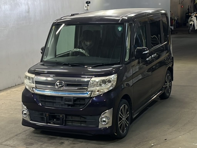 DAIHATSU TANTO 2014
