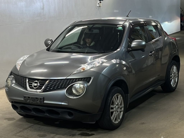 NISSAN JUKE 2011