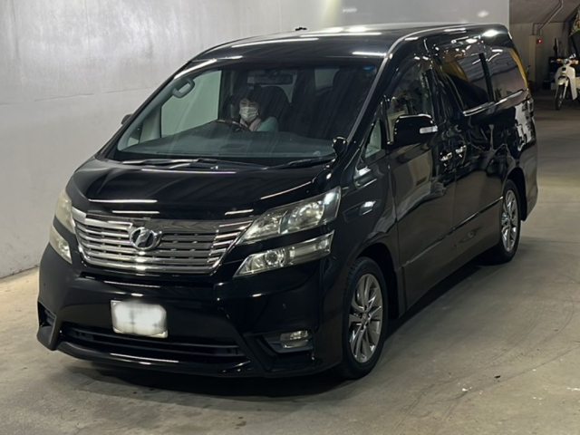TOYOTA VELLFIRE 2011
