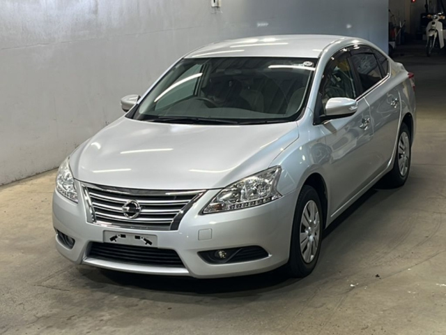 NISSAN SYLPHY 2020