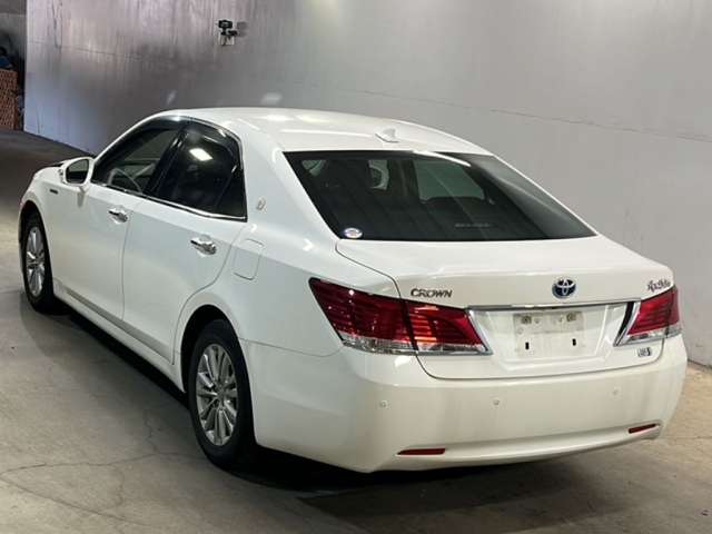 TOYOTA CROWN 2013