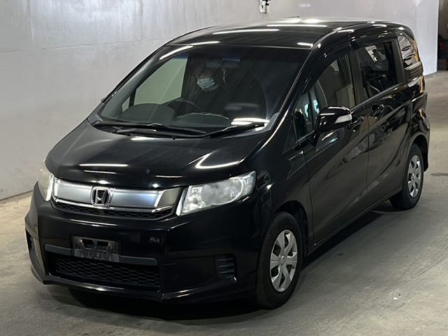 HONDA FREED 2016