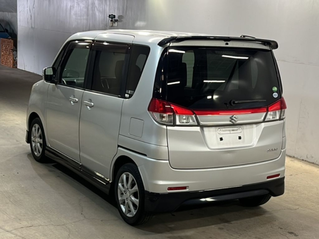 SUZUKI SOLIO 2012