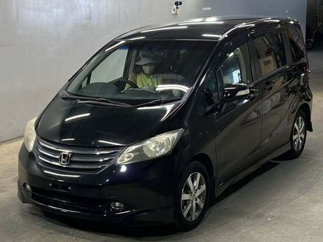 HONDA FREED 2010