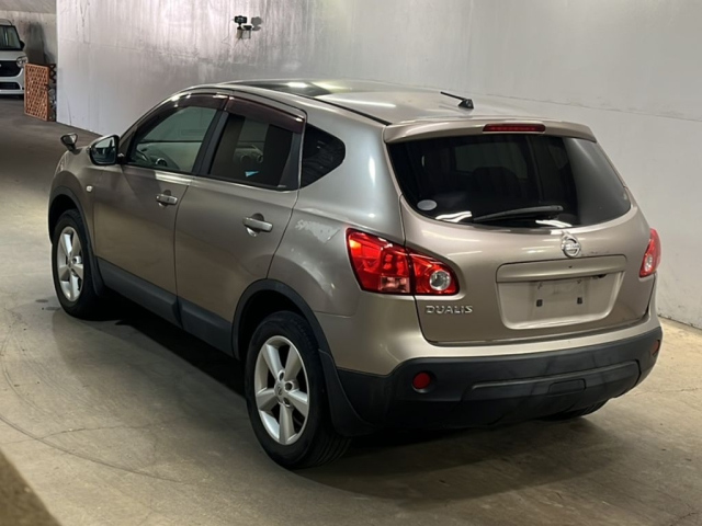 NISSAN DUALIS 2008