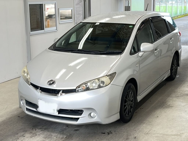 TOYOTA WISH 2012