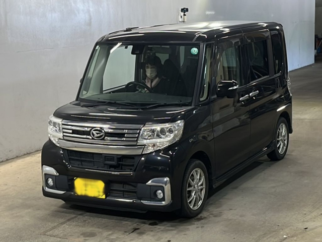 DAIHATSU TANTO 2017