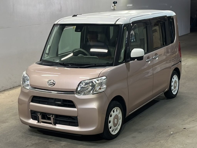 DAIHATSU TANTO 2016
