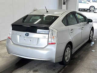 TOYOTA PRIUS 2010