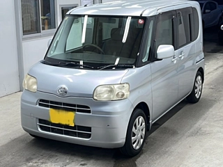 DAIHATSU TANTO 2010